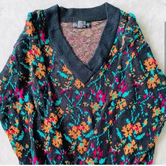 Vintage 80s floral black vneck sweater - Picture 1 of 5